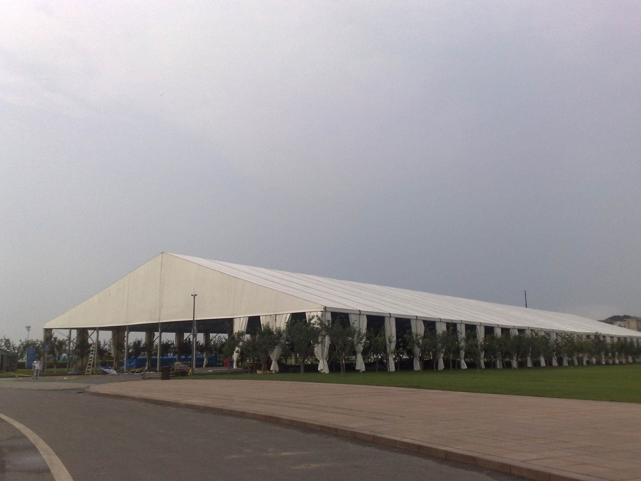 舉辦企業(yè)活動(dòng)為什么應(yīng)該租篷房？